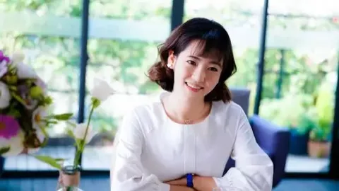 向太禁止子女赴美